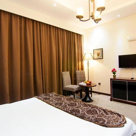 Better Living Apartment Dubaj Kültér fotó